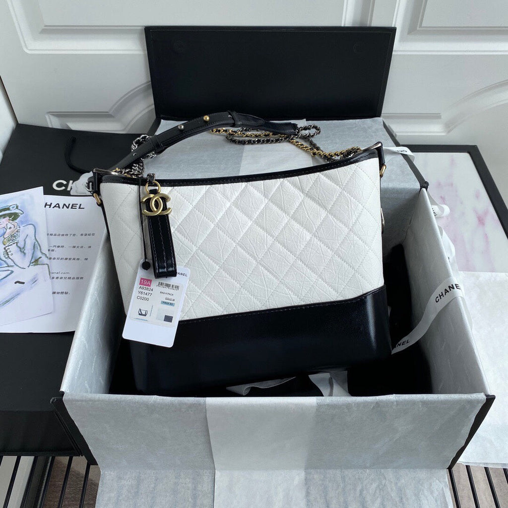 ChanelGabrielle Hobo Handbag White/Black For Women Bags, Shoulder And Crossbody Bags 9.8in/25cm A93824 Y61477 C0200