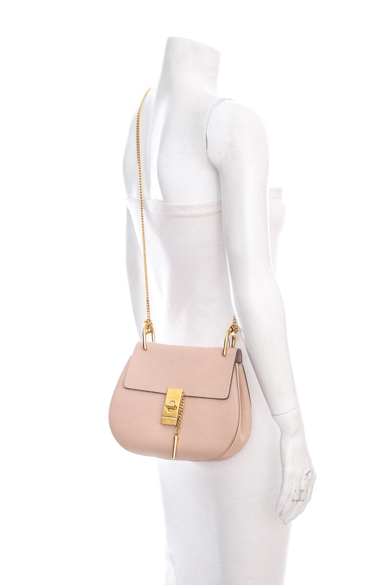 Chaneloe Pink Grained Lambskin Drew Shoulder Handbag