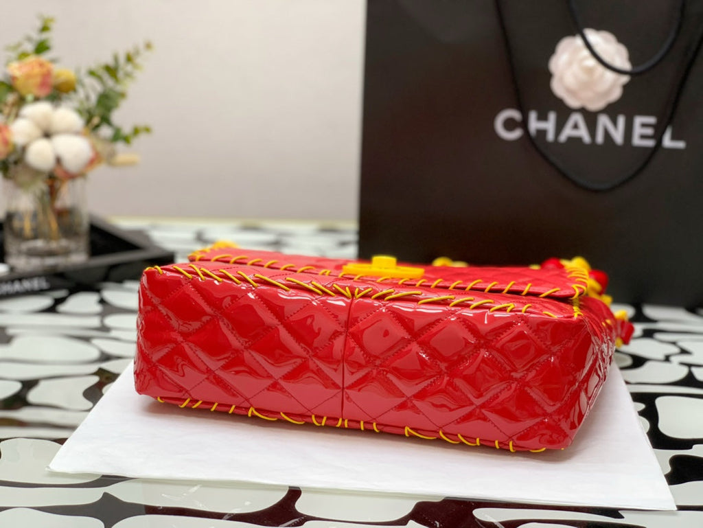 Chanelouis Vuittoninyl Classic Red and Yellow Shoulder bag For Women 29cm/11.5in