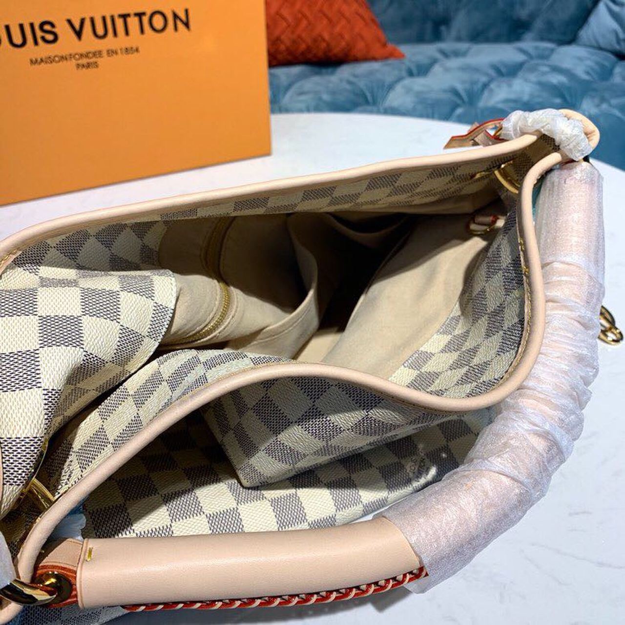 Louis Vuitton Artsy MM Damier Azur Canvas For Women,  Shoulder Bags 16.1in/41cm Louis Vuitton N40253