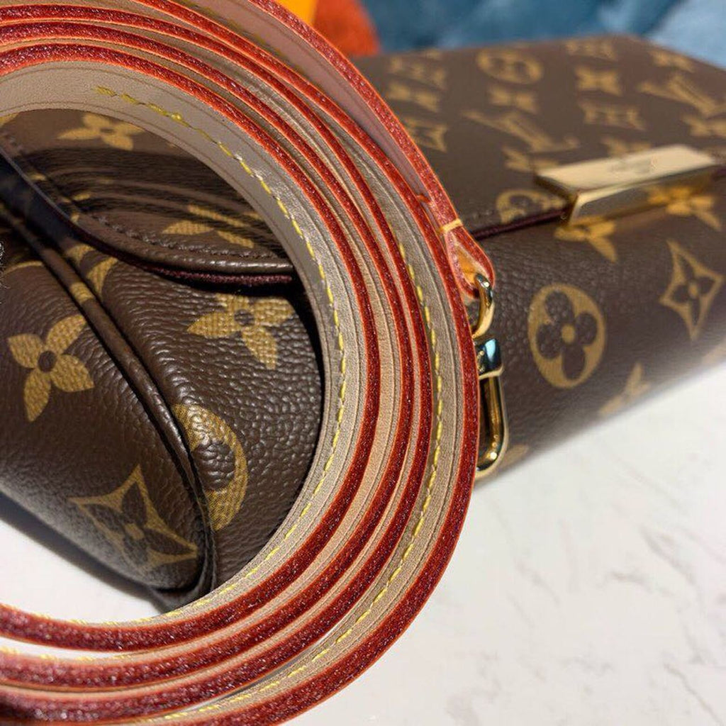 Louis Vuitton Favorite PM Monogram Canvas For Women, WomenÃƒÂ¢Ã¢â€šÂ¬Ã¢â€žÂ¢s Handbags, Shoulder And Crossbody Bags 10.2in/26cm Louis Vuitton M40717
