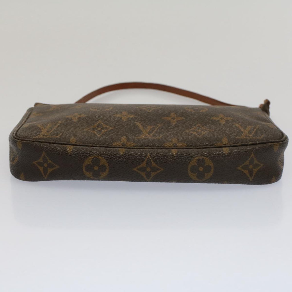 Louis Vuitton Pochette Accessoire  Canvas Clutch Bag
