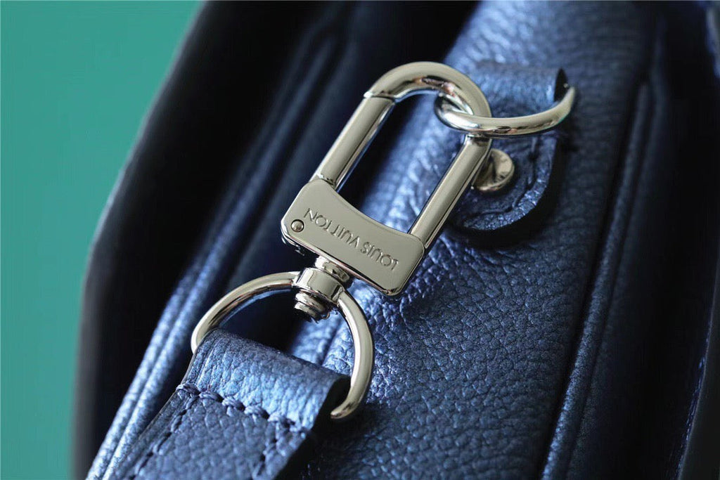 Louis Vuitton Pochette Metis Monogram Canvas Navy Blue For Women, WomenÃƒÂ¢Ã¢â€šÂ¬Ã¢â€žÂ¢s Handbags, Shoulder Bags And Crossbody Bags 9.8in/25cm Louis Vuitton