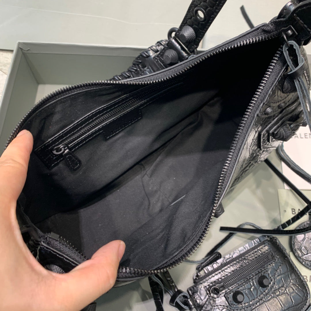 Le Cagole XS Shoulder Bag In Black, For Women,  Bags 13in/33cm