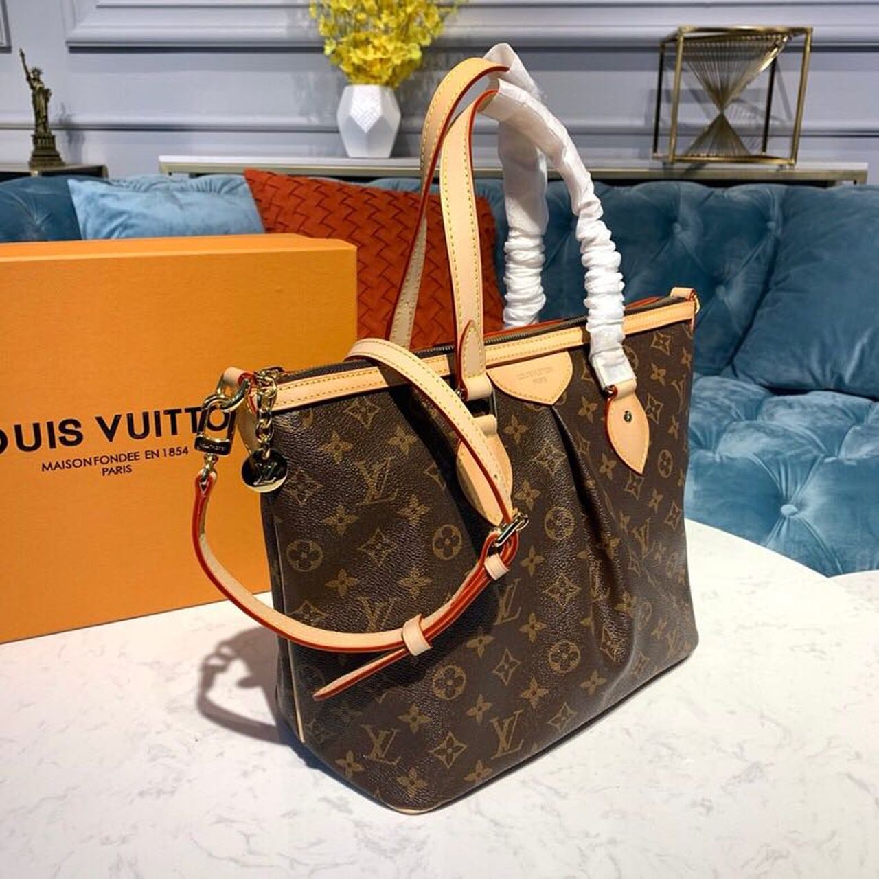 Louis Vuitton Palermo PM Monogram Canvas For Women, WoHandbag, Shoulder And Crossbody Bags 11.6in/29.5cm Louis Vuitton M40145