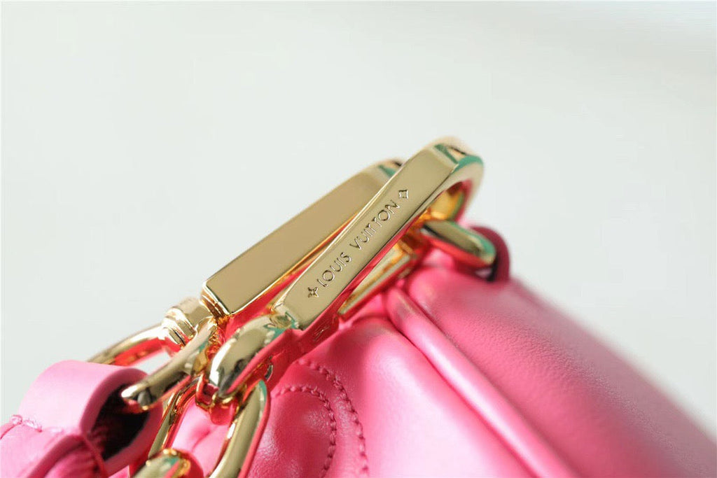 Louis Vuitton Papillon Burberry Bag Classic Monogram For Women 20cm Dragon Fruit Pink Louis Vuitton M59826