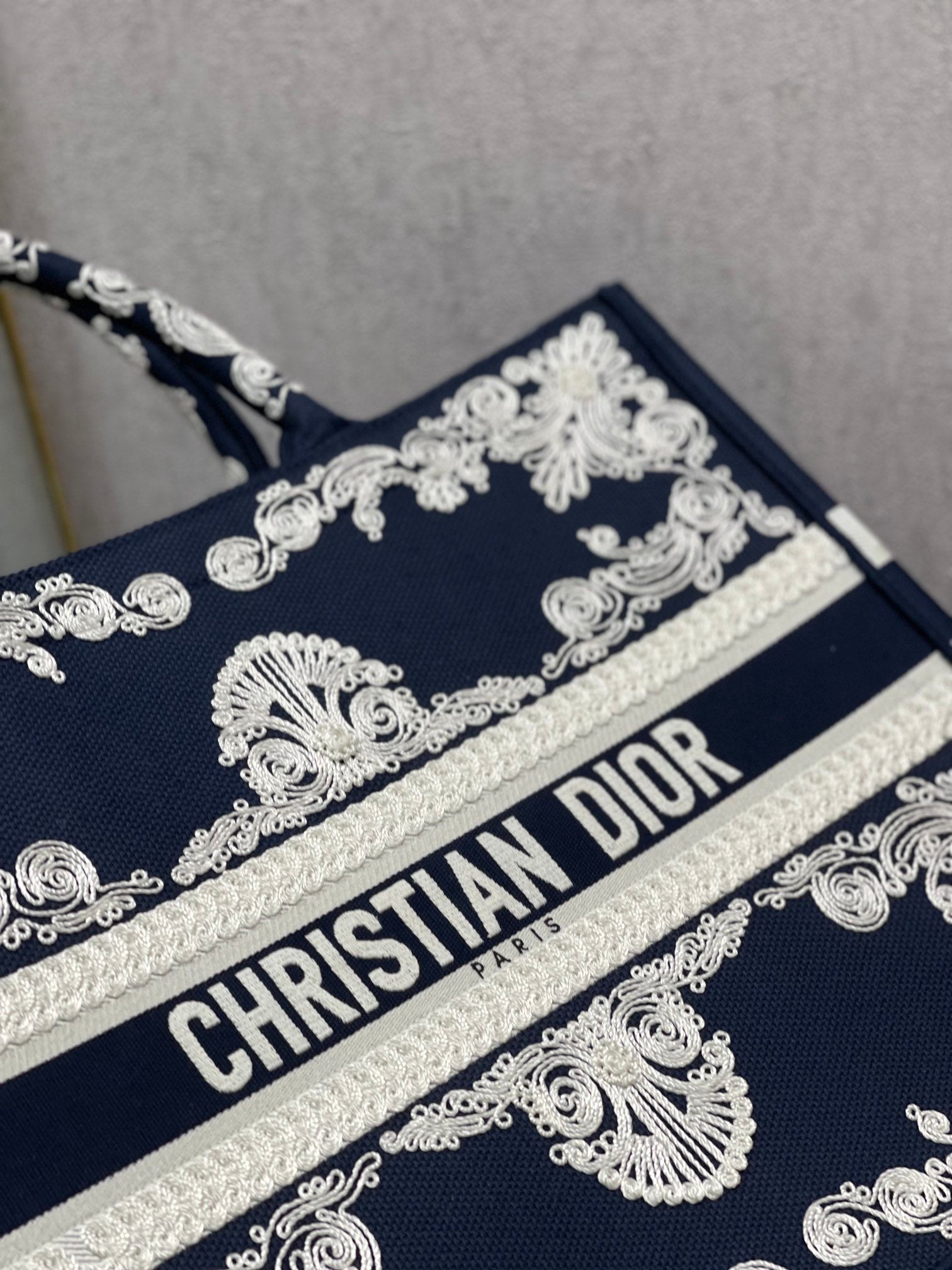 Dior MeDiorum Book Tote Blue and White Cornely Embroidery, Blue, For Women Women’s Handbags, Shoulder Bags, 42cm CD M1286ZTZB_M928
