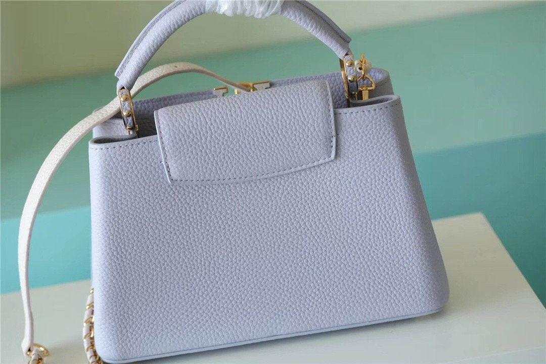 Louis Vuitton Capucines MM Taurillon Light Blue/ Creme For Women,  Shoulder And Crossbody Bags 31.5cm/12.4in Louis VuittonÃƒâ€šÃ‚Â 