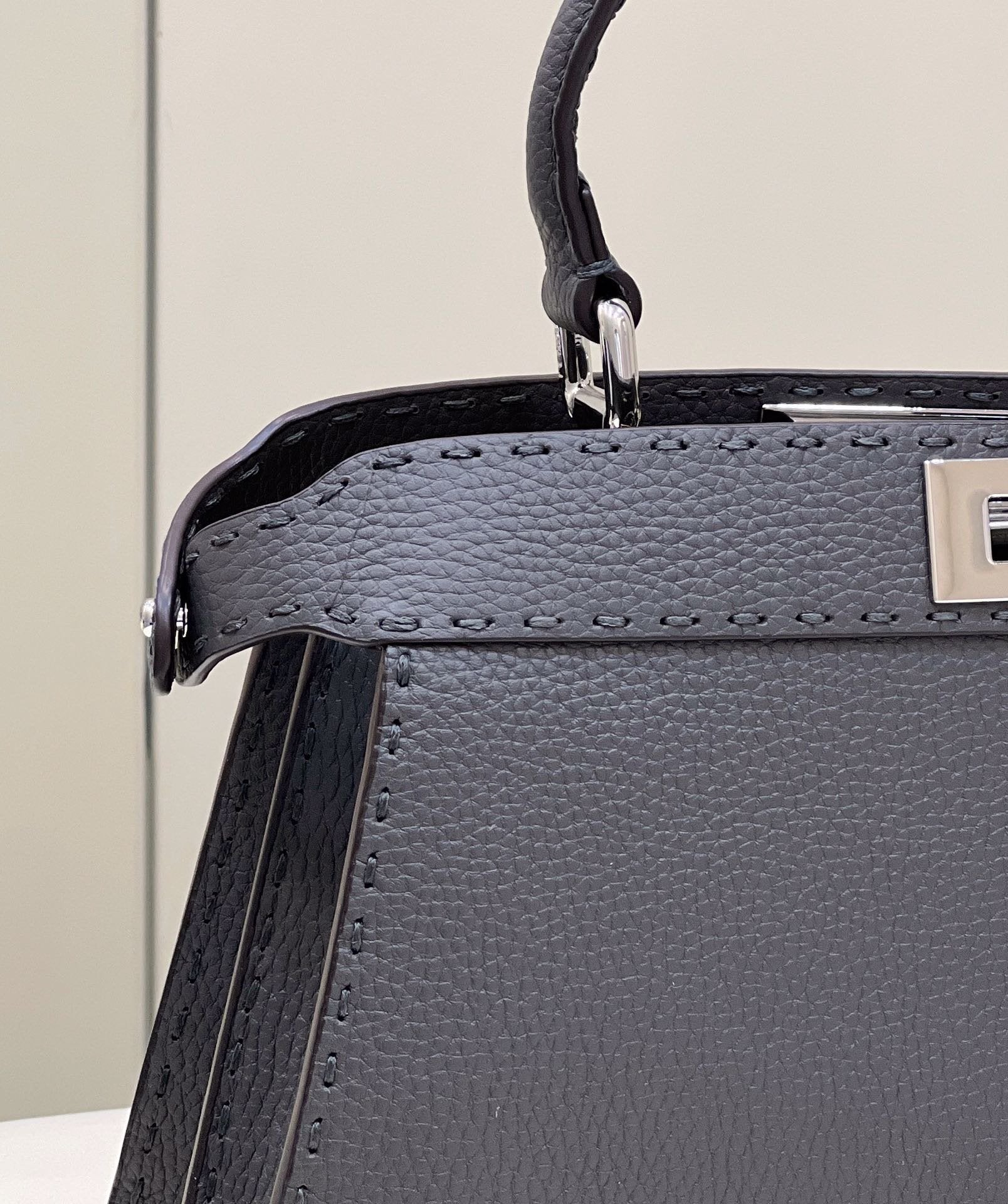 FI ISeeU MeGLAMIum Black For Women, Handbags, Shoulder Bag 13.1in/33.5cm FF