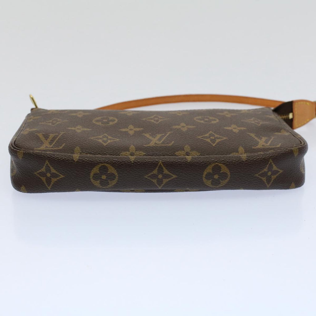 Louis Vuitton Pochette Accessoire  Canvas Clutch Bag