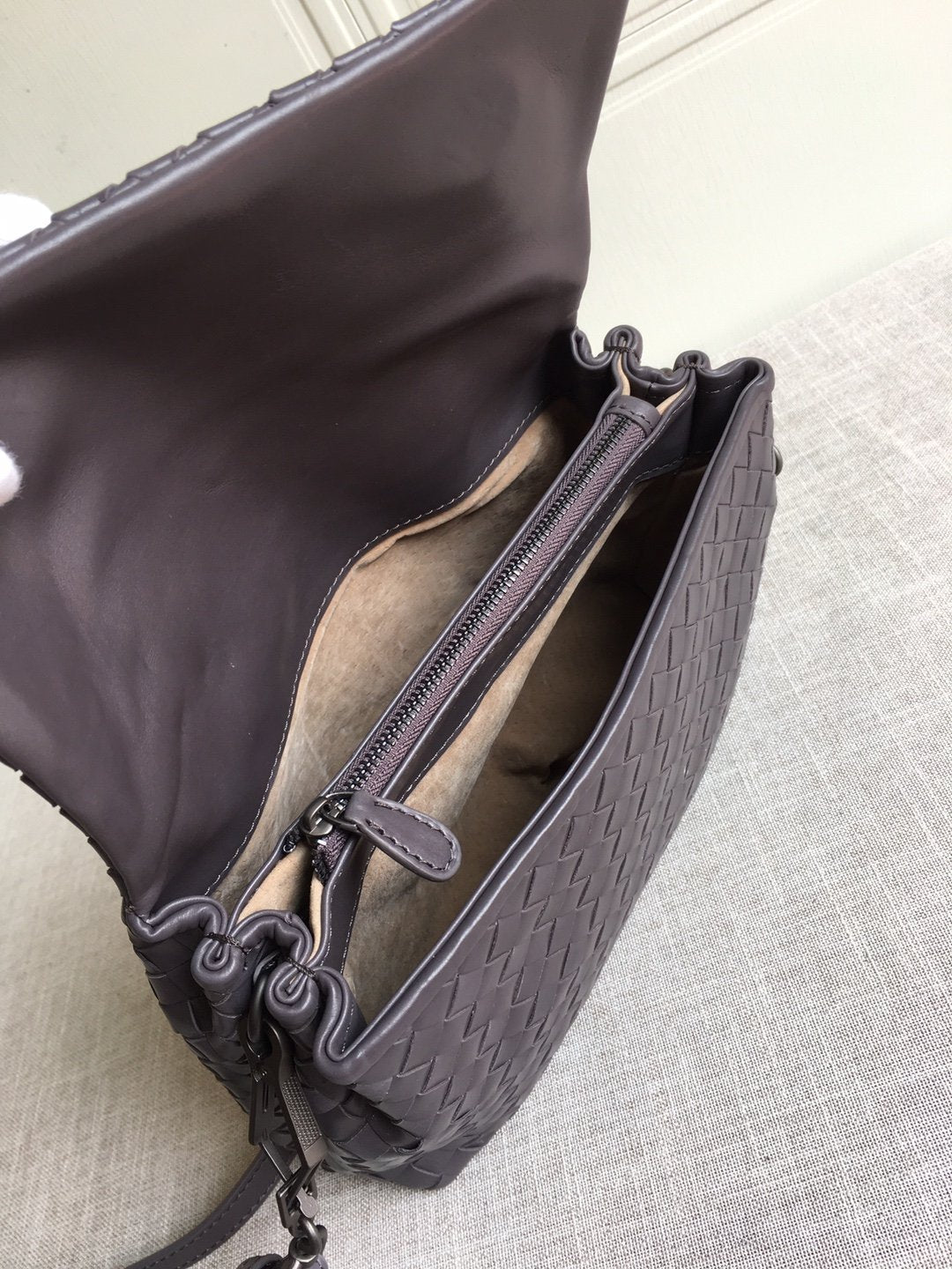 GLAMI Classic Intrecciato Dark Brown, For Women, WomenÃ¢â‚¬â„¢s Bags 8.9in/22.5cm