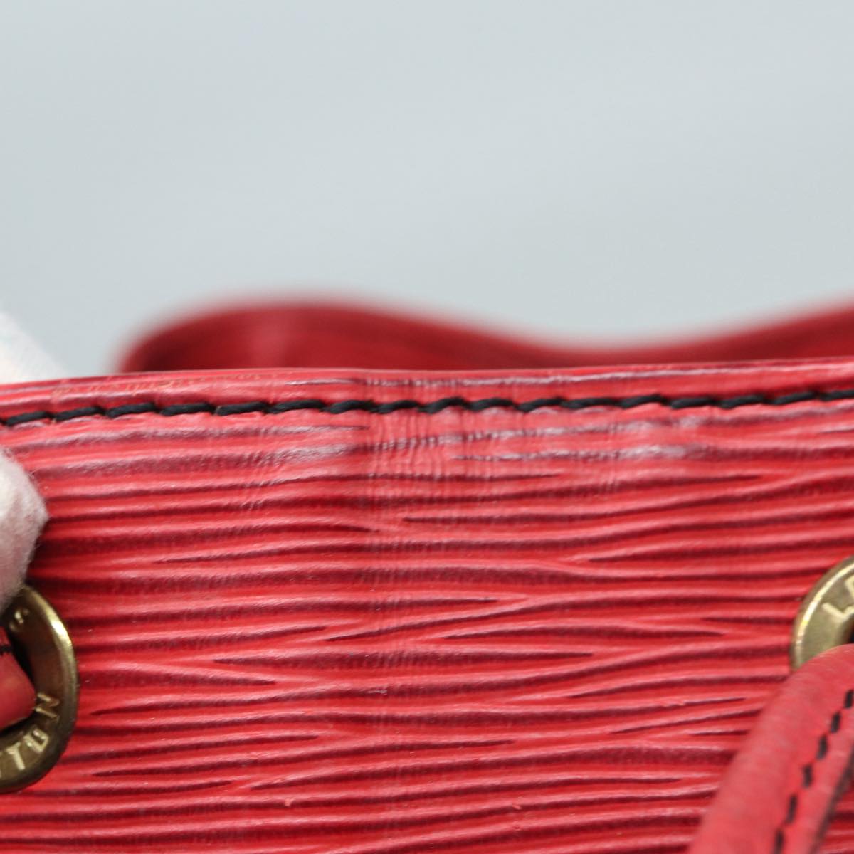 LOUIS VUITTON Epi Noe Shoulder Bag Red M44007 LV Auth 87400
