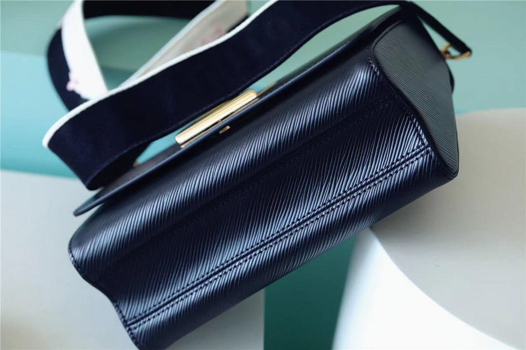 Louis Vuitton Twist MM Epi Black For Women,  Shoulder And Crossbody Bags 7.5in/19cm Louis Vuitton M20680