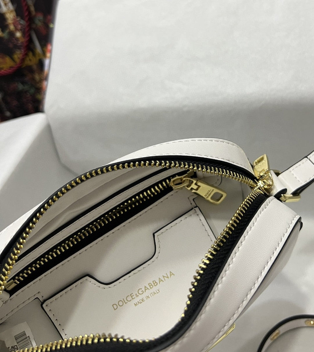 Crossbody 3.5 Bag White For Women 7.5in/19cm GLAMI7095AW57680002