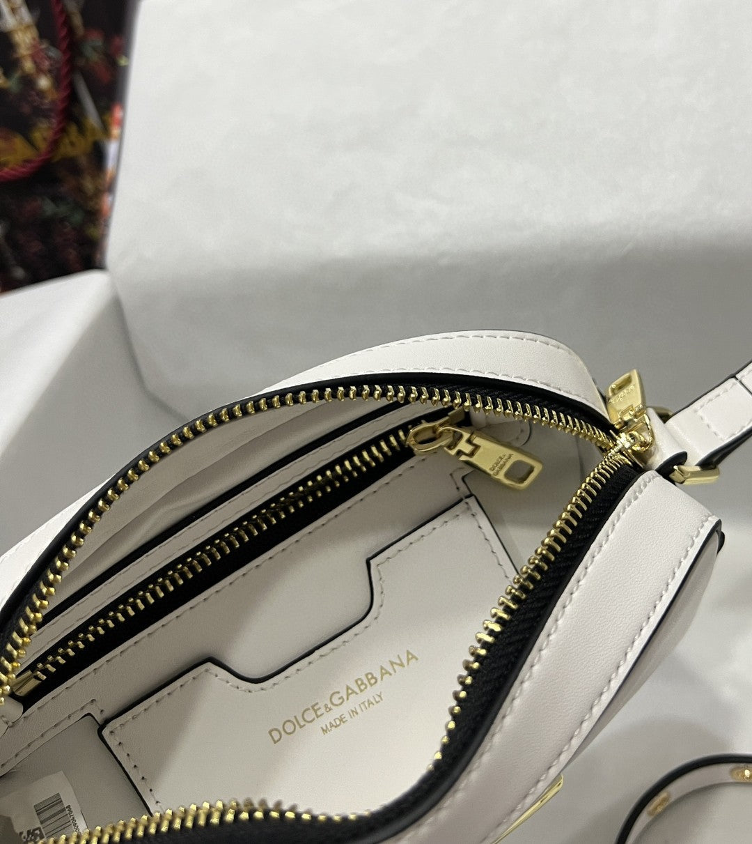 Crossbody 3.5 Bag White For Women 7.5in/19cm GLAMI7095AW57680002