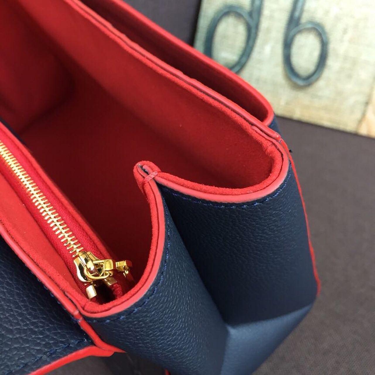 Louis Vuitton Vavin MM Monogram Empreinte Navy Blue For Women, WomenÃƒÂ¢Ã¢â€šÂ¬Ã¢â€žÂ¢s Handbags, Shoulder And Crossbody Bags 9.8in/25cm Louis Vuitton M43925