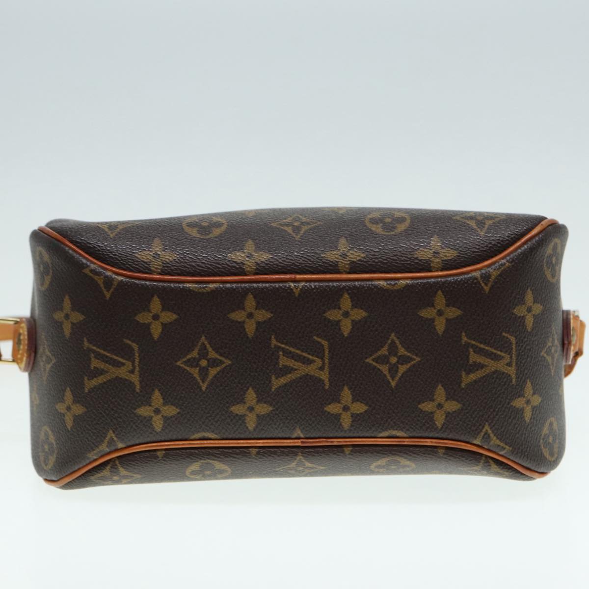 LOUIS VUITTON Monogram Blois Shoulder Bag M51221 LV Auth 88694