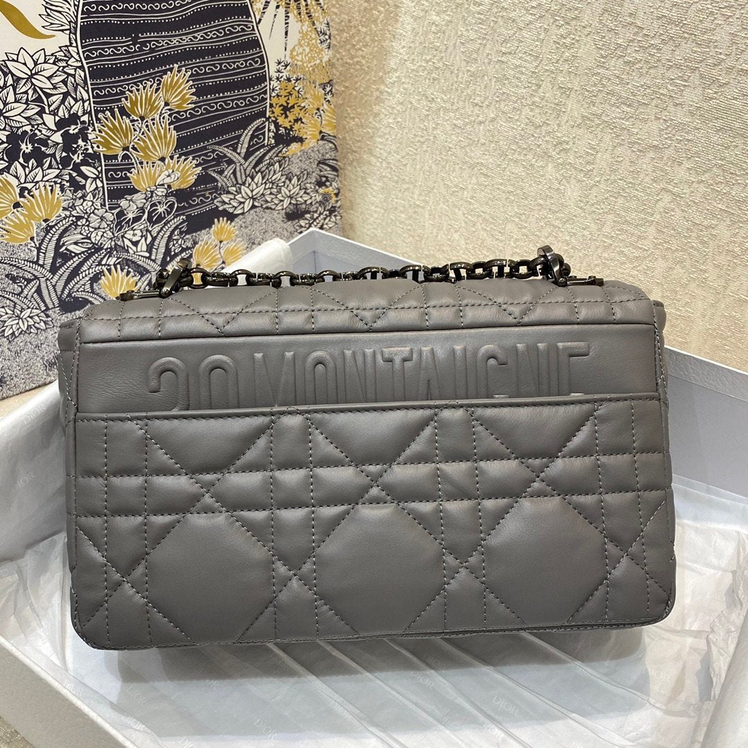 Dior MeDiorum Caro Bag Gray Padded Macrocannage, Dark Grey, For Women Women’s Handbags, Crossbody Bags, 25cm CD M9242BNGK_M41G