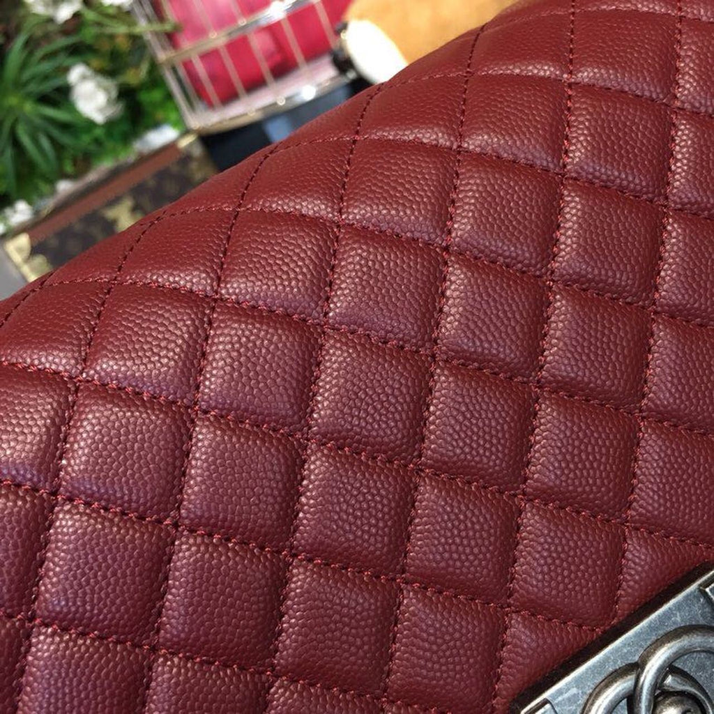 Chanel Boy Handbag SiLouis Vuittoner Hardware Burgundy For Women, Women’s Bags, Shoulder And Crossbody Bags 9.8in/25cm A67086