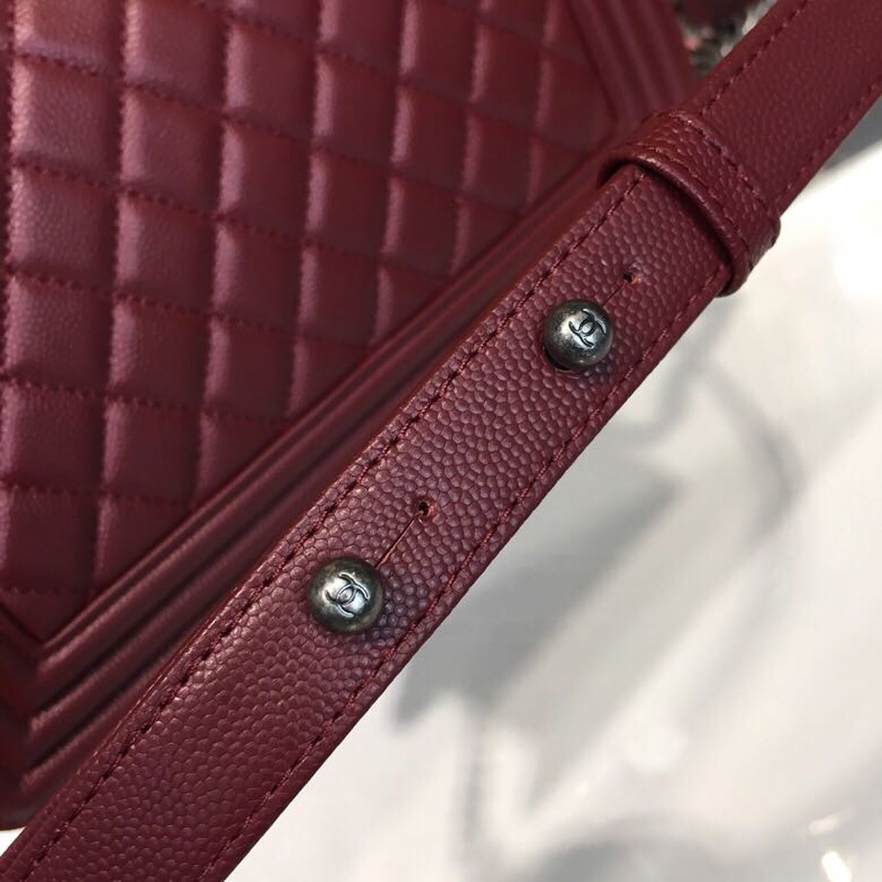 Chanel Boy Handbag SiLouis Vuittoner Hardware Burgundy For Women Bags, Shoulder And Crossbody Bags 9.8in/25cm A67086
