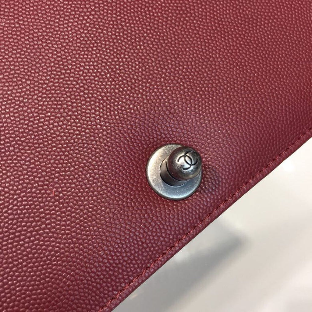 Chanel Boy Handbag SiLouis Vuittoner Hardware Burgundy For Women Bags, Shoulder And Crossbody Bags 9.8in/25cm A67086