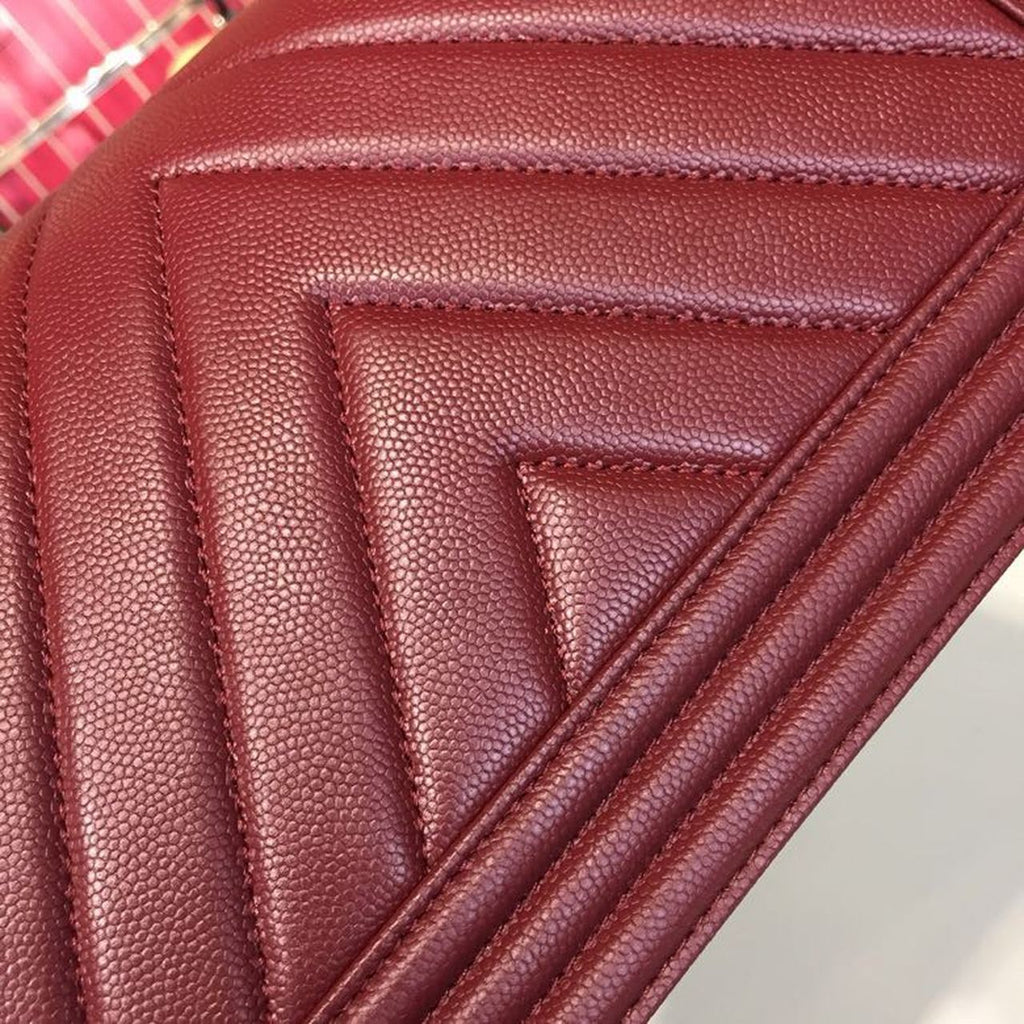 Chanel Boy Handbag Gold Toned Hardware Burgundy For Women Bags, Shoulder And Crossbody Bags 9.8in/25cm A67086