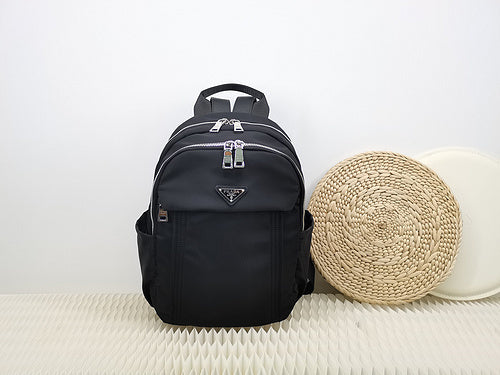 Barnes-Bags - Prada Bags - 831