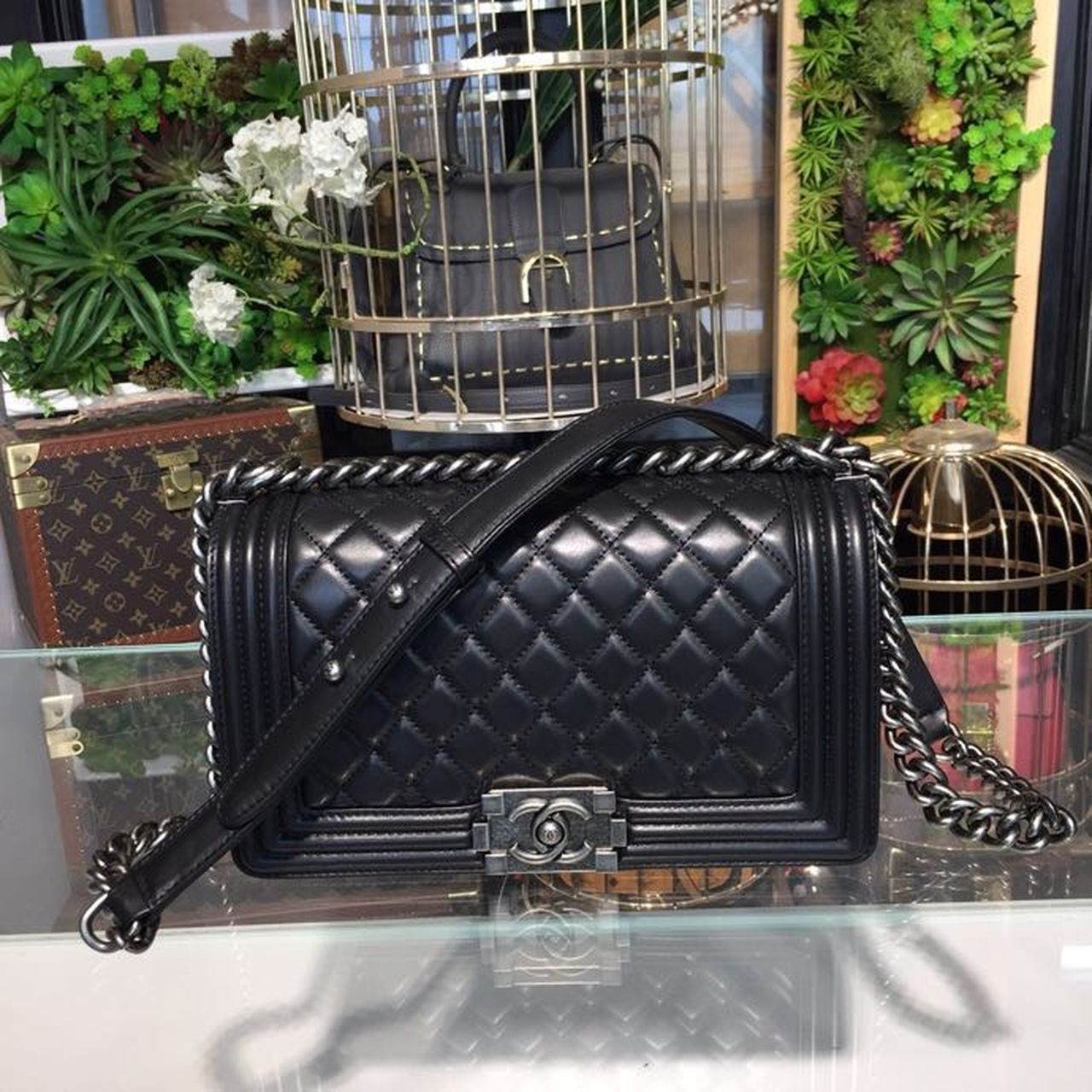 Chanel Boy Handbag SiLouis Vuittoner Hardware Black For Women Bags, Shoulder And Crossbody Bags 9.8in/25cm A67086