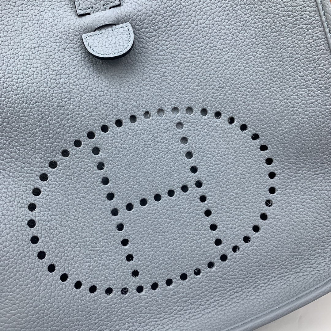 Evelyne III 29 Bag Light Blue With SiLouis Vuittoner-Toned Hardware For Women, Shoulder And Crossbody Bags 11.4in/29cm H056277CK18