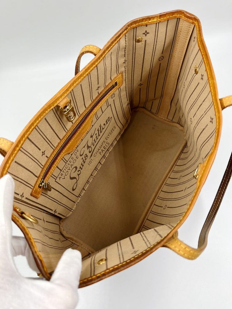 Louis Vuitton Neverfull PM Tote Bag in Classic Louis Vuitton Monogram Canvas