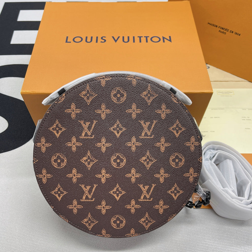 Louis Vuitton Wheel Box Monogram Canvas For Women, WomenÃƒÂ¢Ã¢â€šÂ¬Ã¢â€žÂ¢s Handbags, Shoulder Bags And Crossbody Bags 9.1in/23cm Louis Vuitton M59706Ãƒâ€šÃ‚Â 