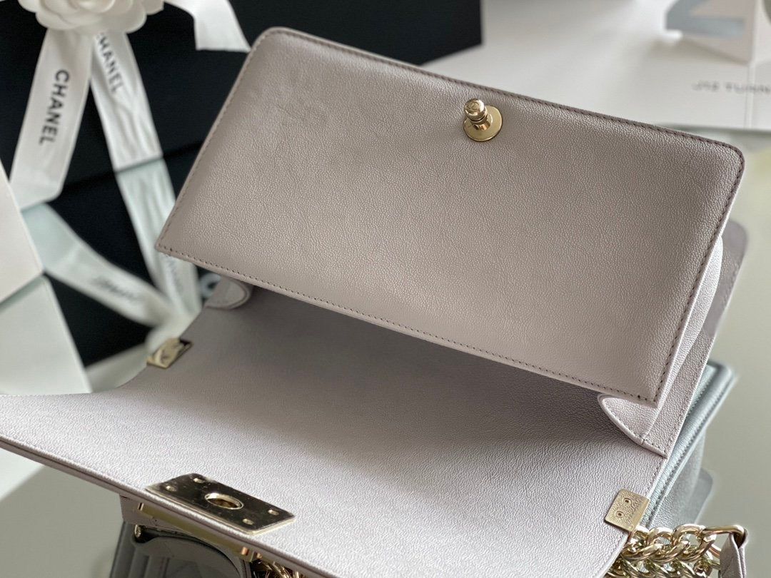 ChanelMeGLAMIum Classic GlamIap Bag 25cm Grey For Women A67086