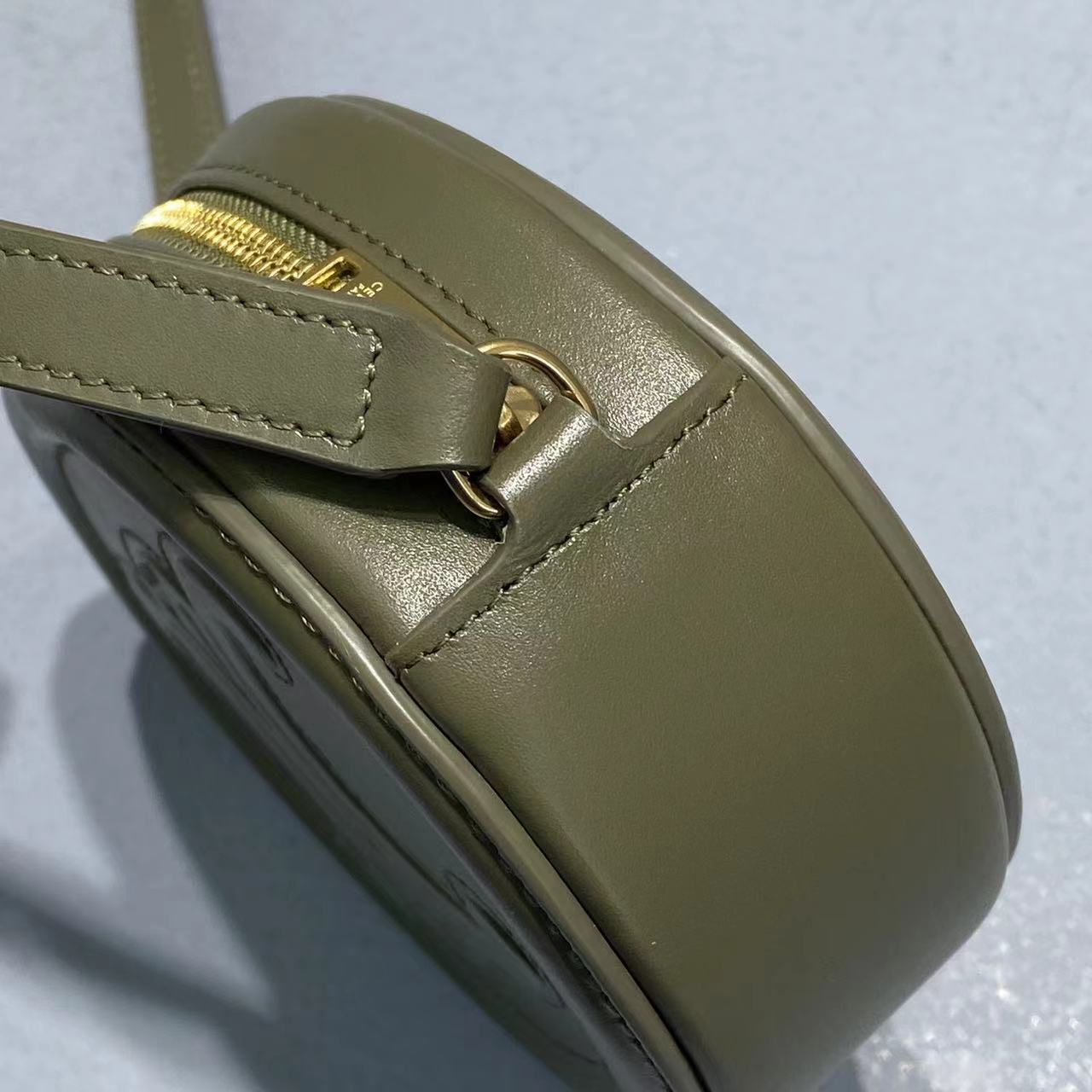 Crossbody Oval Purse Cuir Triomphe Dark Green For Women 6in/16cm