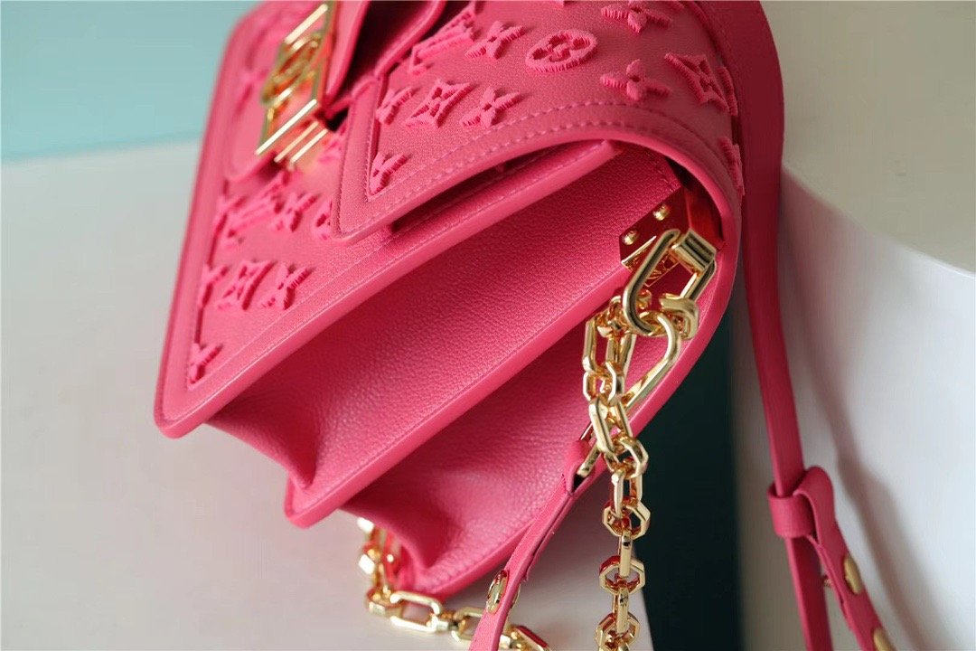Louis Vuitton Mini Dauphine Monogram GlamIuo Pink For Women,  Shoulder And Crossbody Bags 7.9in/20cm Louis Vuitton M20747