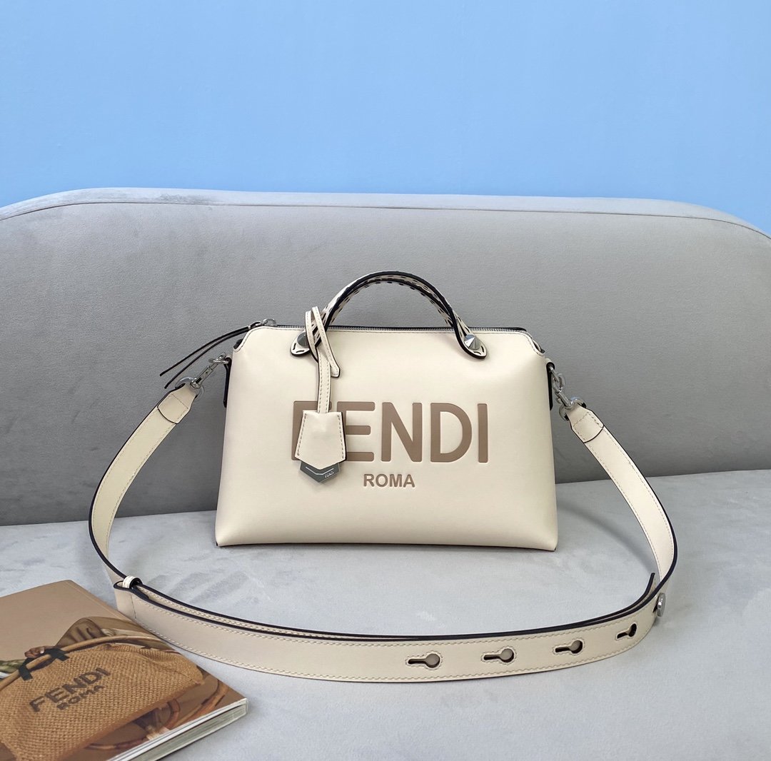 By The Way MeDiorum White For Women, Women’s Handbags, Shoulder And Crossbody Bags 10.6in/27cm FF 8BL146