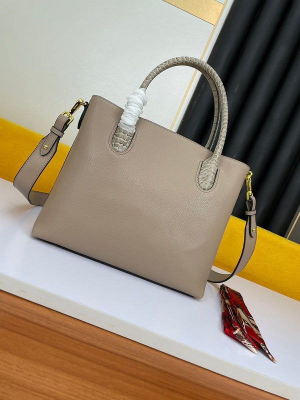 Barnes-Bags - Prada Bags - 850
