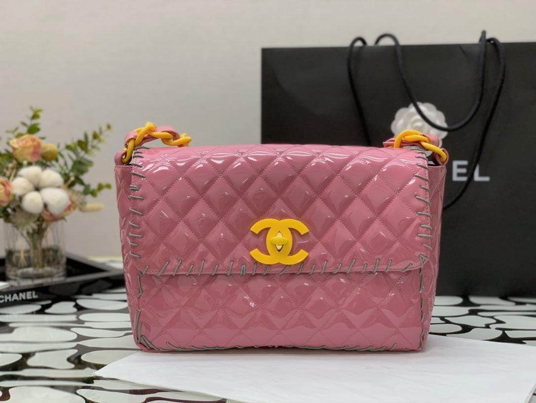 Chanelouis Vuittoninyl Classic PiNike and Yellow Shoulder bag For Women 29cm/11.5in