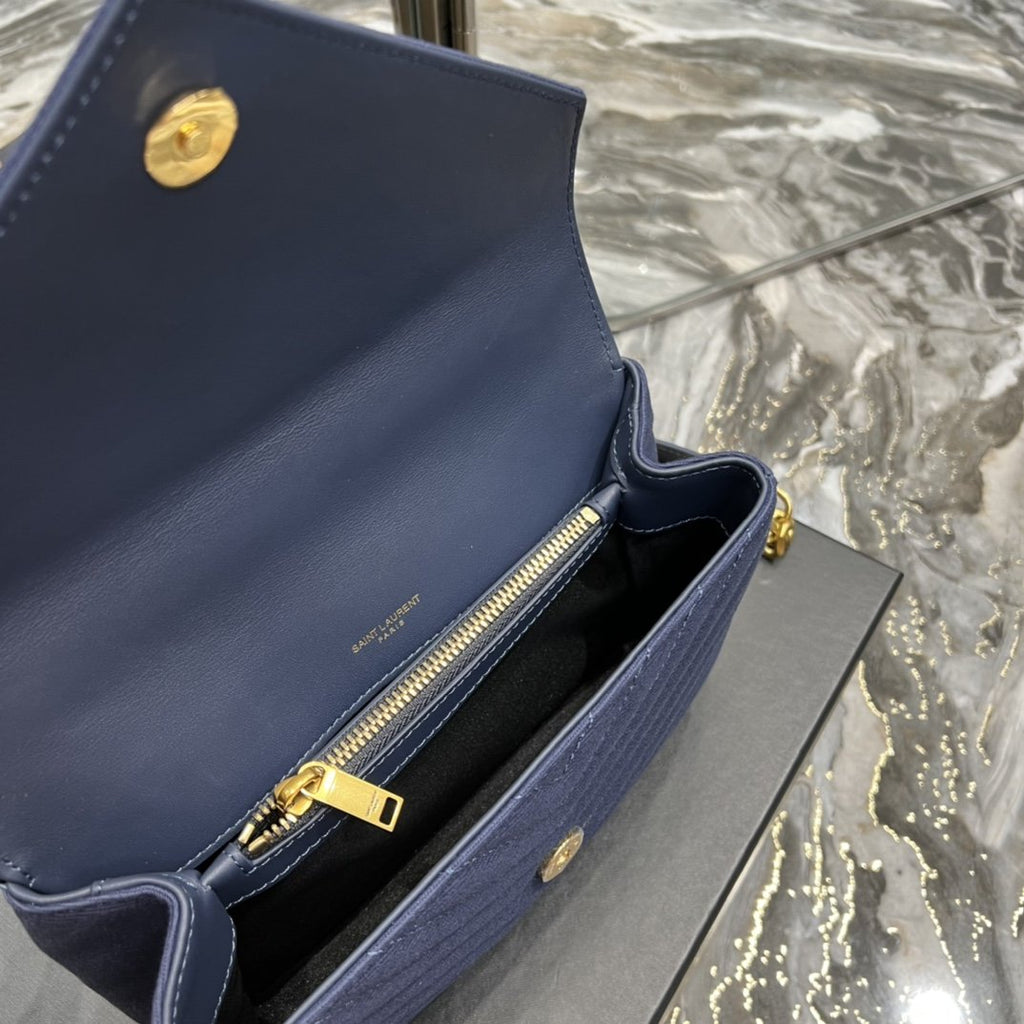 YSSL Envelope Medium Bag Marine In Mix MatelassÃ© Grain De Poudre Embossed Material For Women 9in/24cm YSL 600185BOW914147