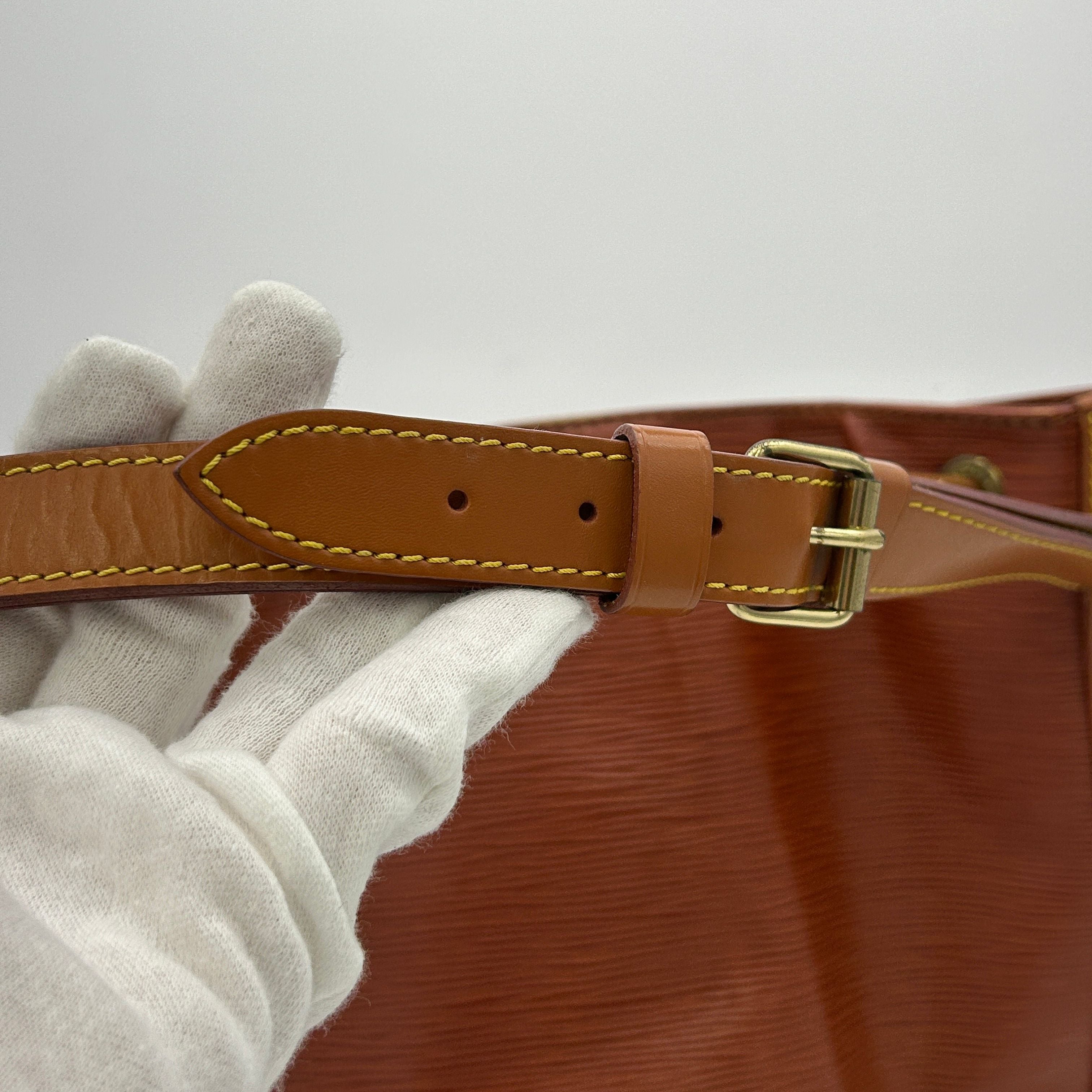 LOUIS VUITTON Epi Noe Shoulder Bag Kenya Brown 2101217551328