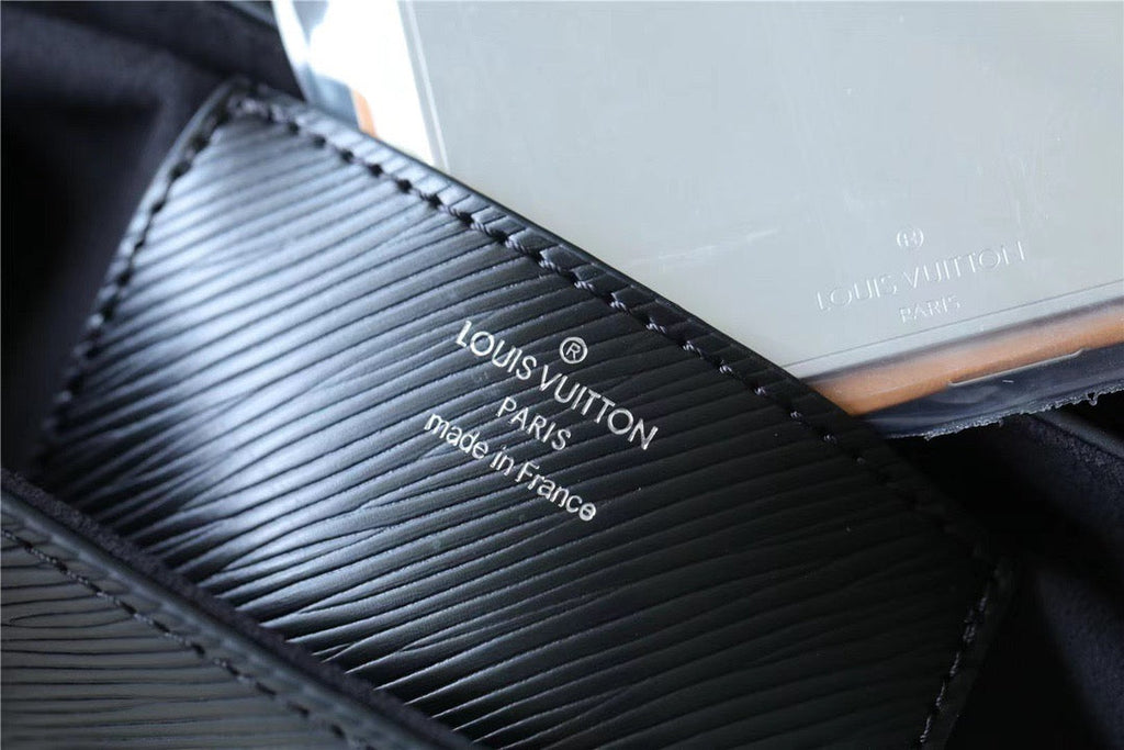ouis Vuitton Twist MM Epi Black For Women,  Shoulder And Crossbody Bags 9.1in/23cm Louis VuittonÃƒâ€šÃ‚Â 