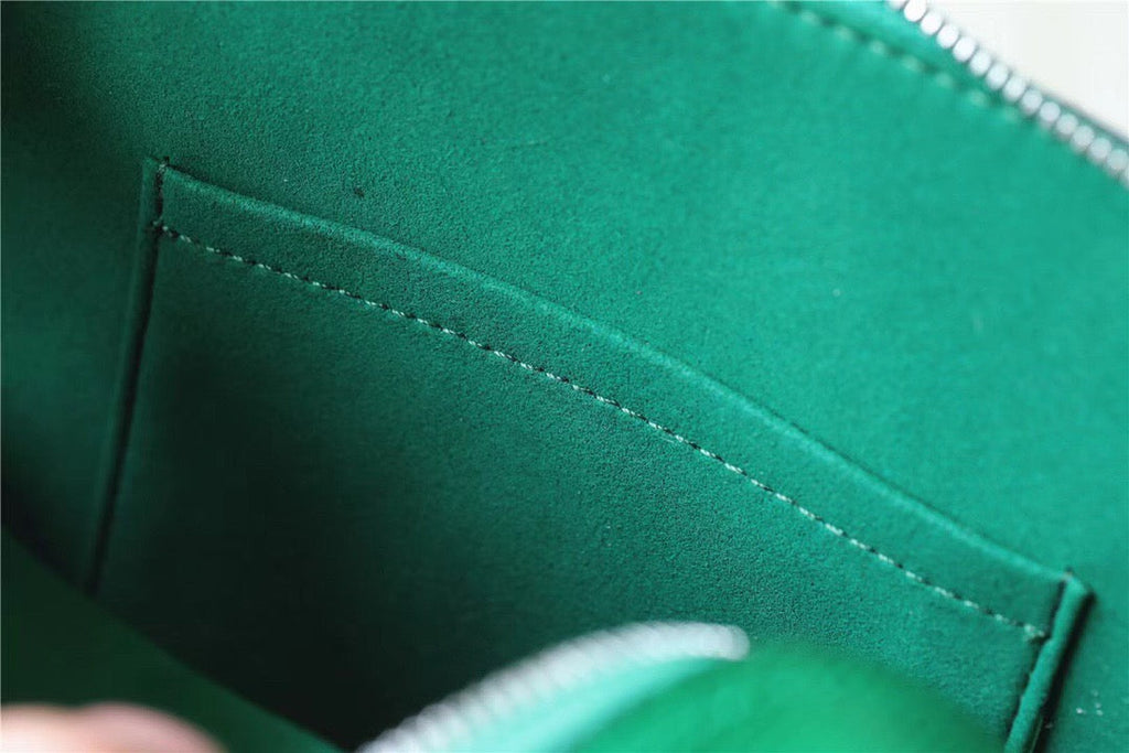 Louis Vuitton Alma BB Epi Green For Women,  Shoulder And Crossbody Bags 23.5cm/9.3in Louis Vuitton