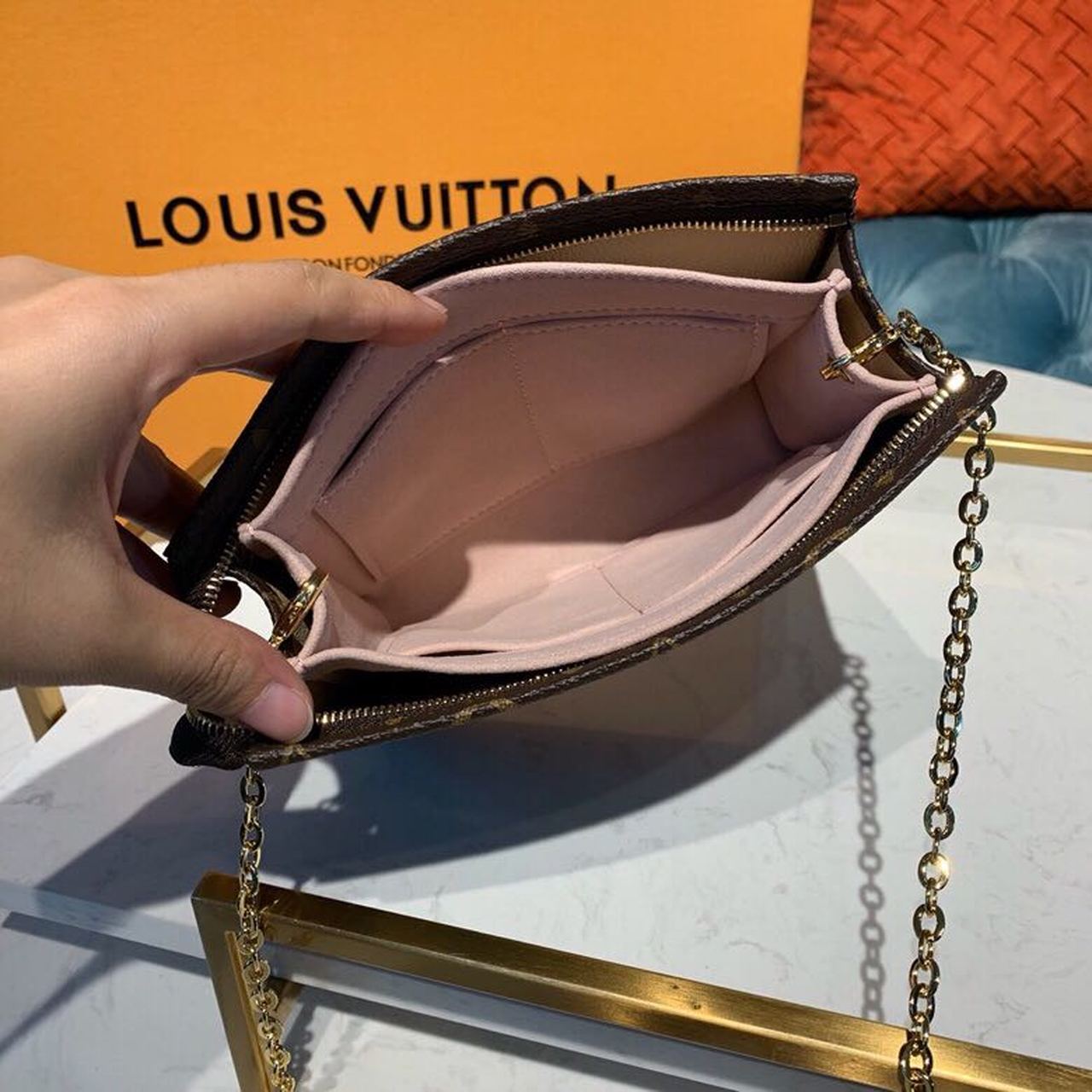 Louis Vuitton Toiletry Pouch On Chain Monogram Canvas For Women, WoBags, Shoulder And Crossbody Bags 7.5in/19cm Louis Vuitton M47544