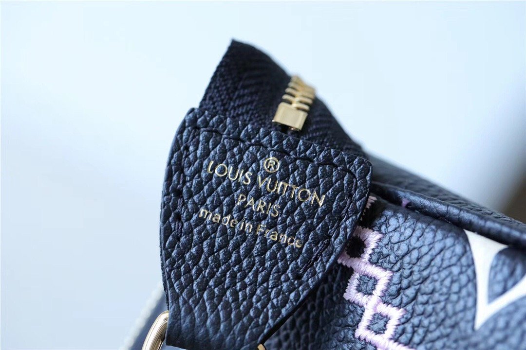 Louis Vuitton Mini Pochette AcGLAMIssoires Monogram Empreinte White For Women, WomenÃƒÂ¢Ã¢â€šÂ¬Ã¢â€žÂ¢s Handbags, Shoulder Bags And Crossbody Bags 6.1in/15.5cm Louis VuittonÃƒâ€šÃ‚Â 