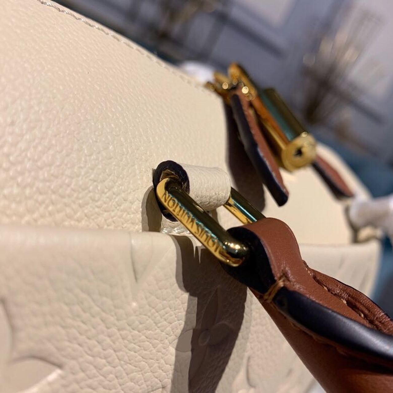 Louis Vuitton Speedy Bandouliere 25 Monogram Empreinte Creme For Women,  Shoulder And Crossbody Bags 9.8in/25cm Louis Vuitton M44736