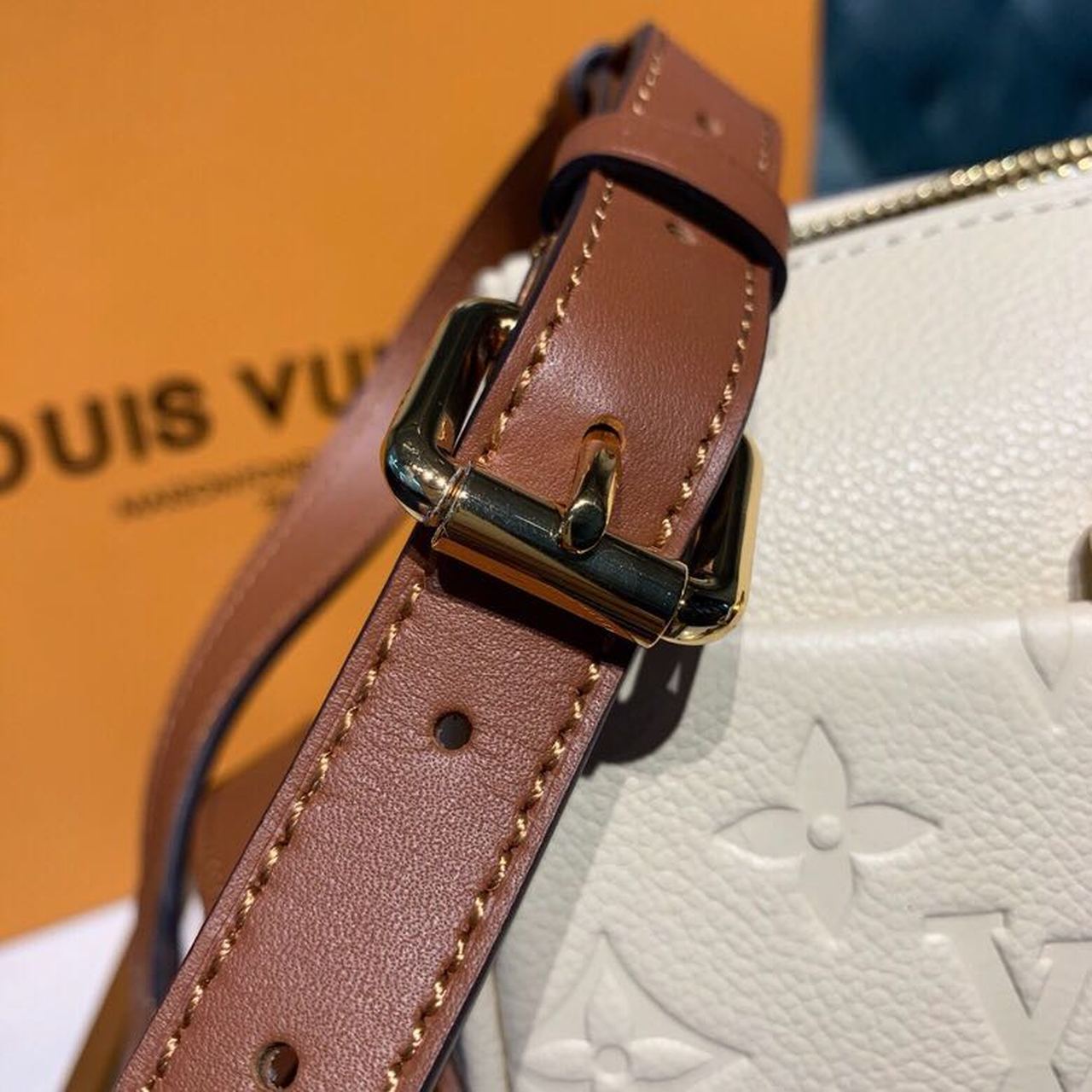 Louis Vuitton Speedy Bandouliere 25 Monogram Empreinte Creme For Women,  Shoulder And Crossbody Bags 9.8in/25cm Louis Vuitton M44736