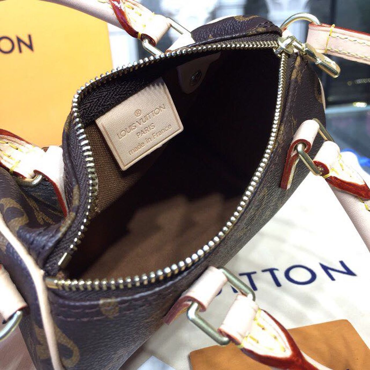 Louis Vuitton Nano Speedy Monogram Canvas For Women,  Shoulder And Crossbody Bags 6.3in/16cm Louis Vuitton M61252