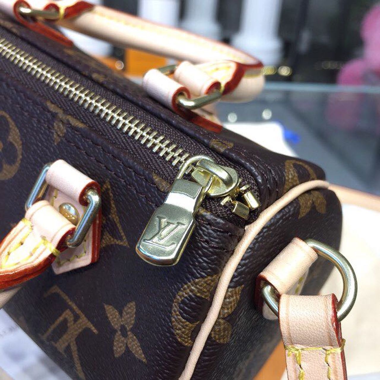 Louis Vuitton Nano Speedy Monogram Canvas For Women,  Shoulder And Crossbody Bags 6.3in/16cm Louis Vuitton M61252