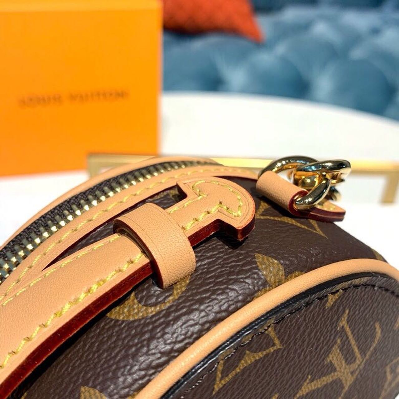 Louis Vuitton Mini Boite Chapeau Monogram Canvas For Women, Women’s Chain And Strap Wallet, Shoulder And Crossbody Wallet 5.1in/13cm Louis Vuitton M44699