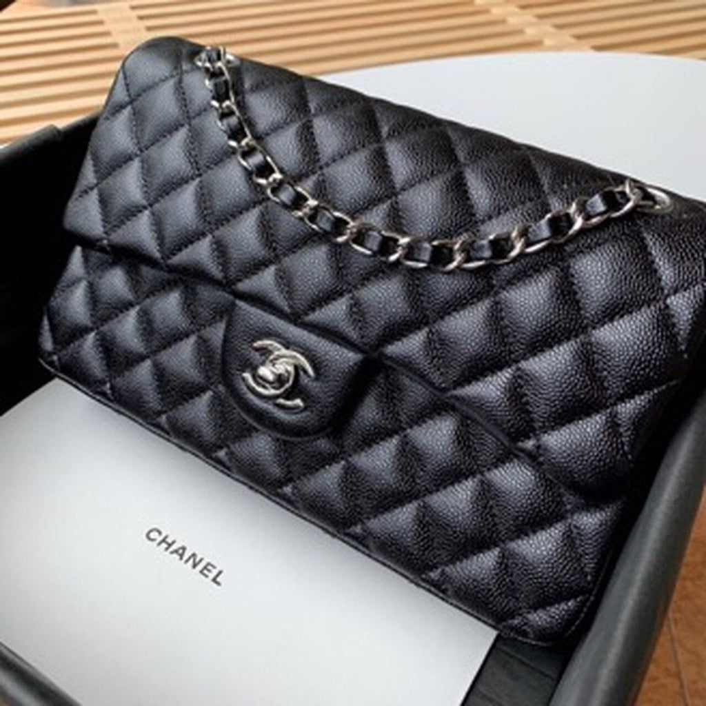 Chanel Classic Handbag SiLouis Vuittoner Hardware BlackÃ‚Â For Women Bags, Shoulder And Crossbody Bags 10.2in/26cm A01112
