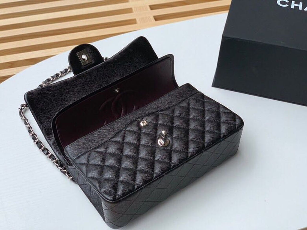Chanel Classic Handbag SiLouis Vuittoner Hardware BlackÃ‚Â For Women Bags, Shoulder And Crossbody Bags 10.2in/26cm A01112